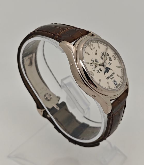 Patek Philippe Complications 5146G-001 Image 4